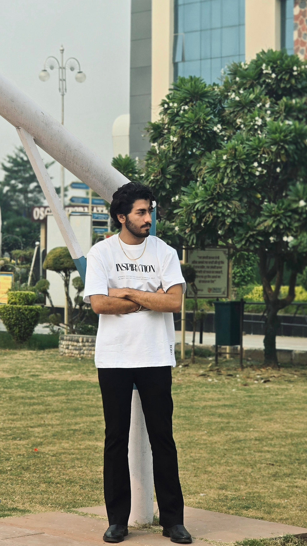 INSPIRATION Oversized Artistic Tee